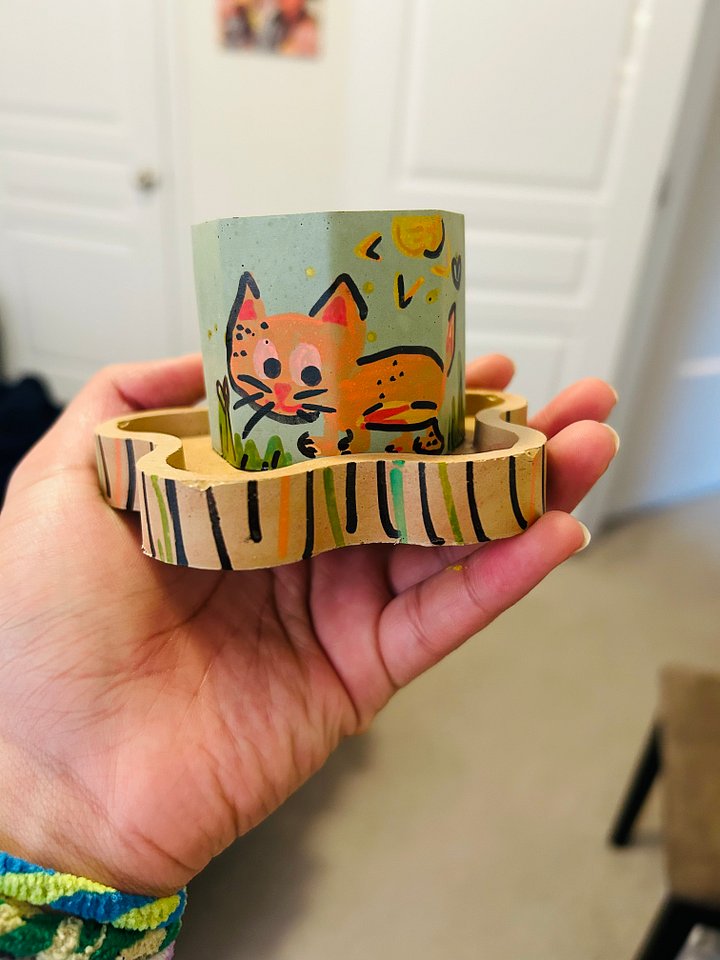 Cute kitty 1-1 original painted cement plant pot and tray product image (1)